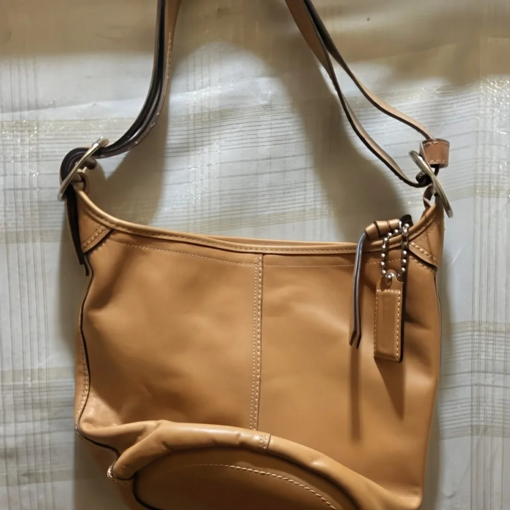 Coach Saddle Tan Leather Shoulder Bag with Tag - Picture 1 of 9